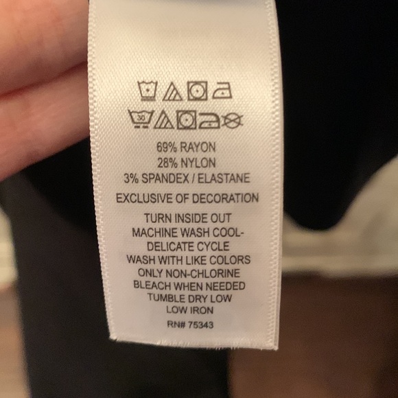 Black long sleeve dress, new with tags. Size medium. Tahari brand - Picture 5 of 7